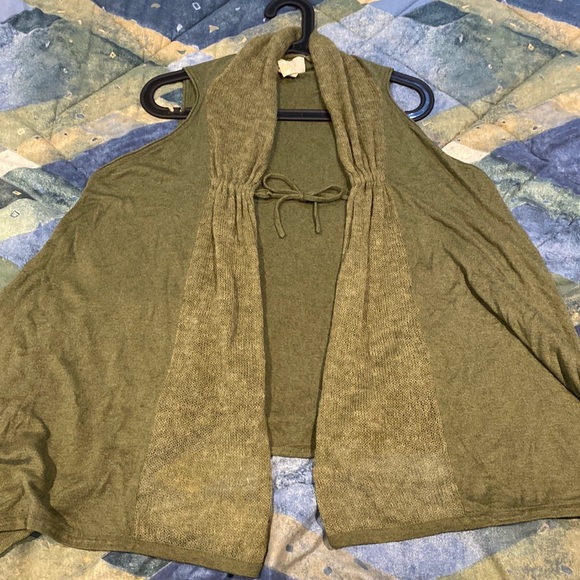 SHAE Green Cardigan Tie Around Womens Large Worn Excellent Condition - Picture 3 of 10